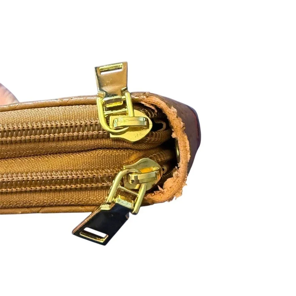 Wallet Womens One Size Beige Double Zip-Around Accordion Logo